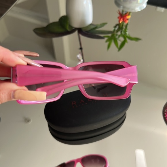 Ralph Lauren Sunglasses - Picture 8 of 11